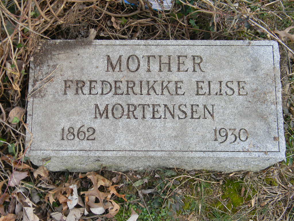 C:/Users/knud_/Documents/Family Tree Maker/Dreier_2020-03-10_2021-03-14_2021-03-31 Media/Frederikke Elise Mortensen Reese.jpg